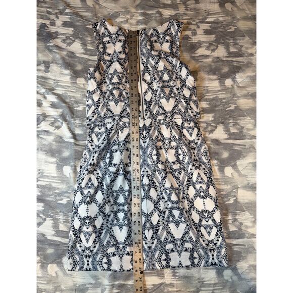 Banana Republic Mini Geometric Overlay Sleeveless Dress Blue White size 0 Petite - Picture 9 of 10